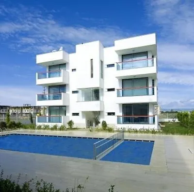 Golf Apartment